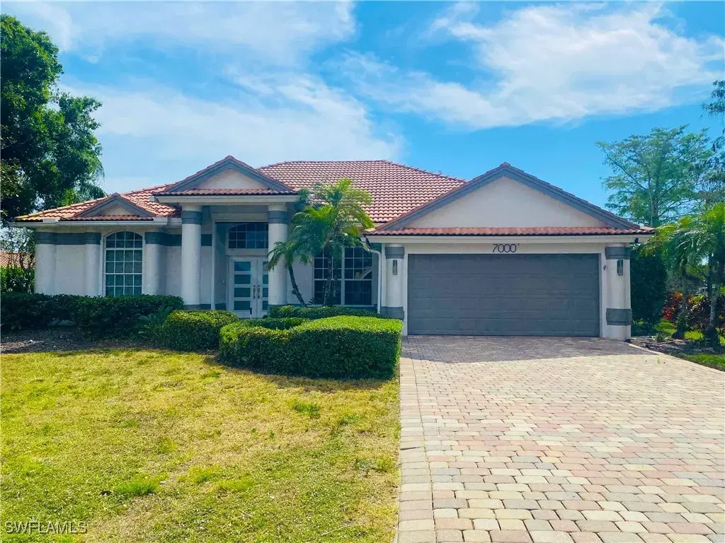 Picture of 7000 Appleby Dr, Naples, FL 34104