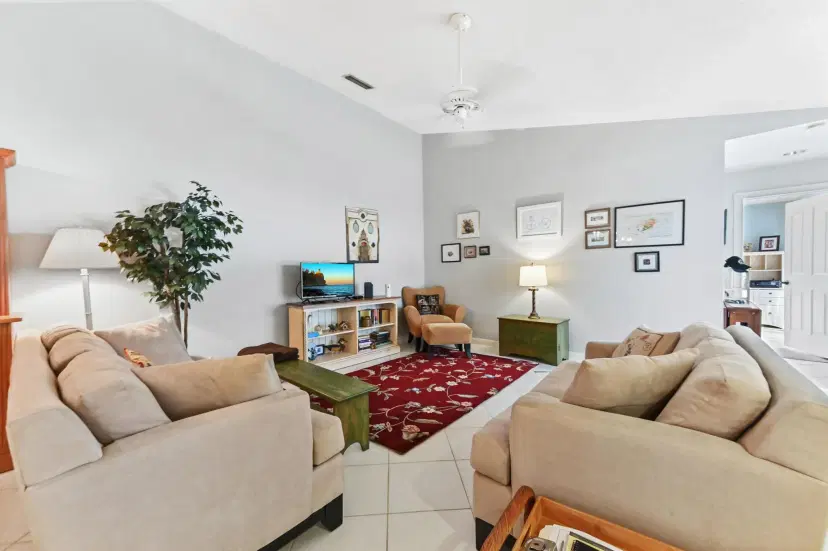 Picture of 9189 Sun Terrace Circle B, Palm Beach Gardens FL 33403