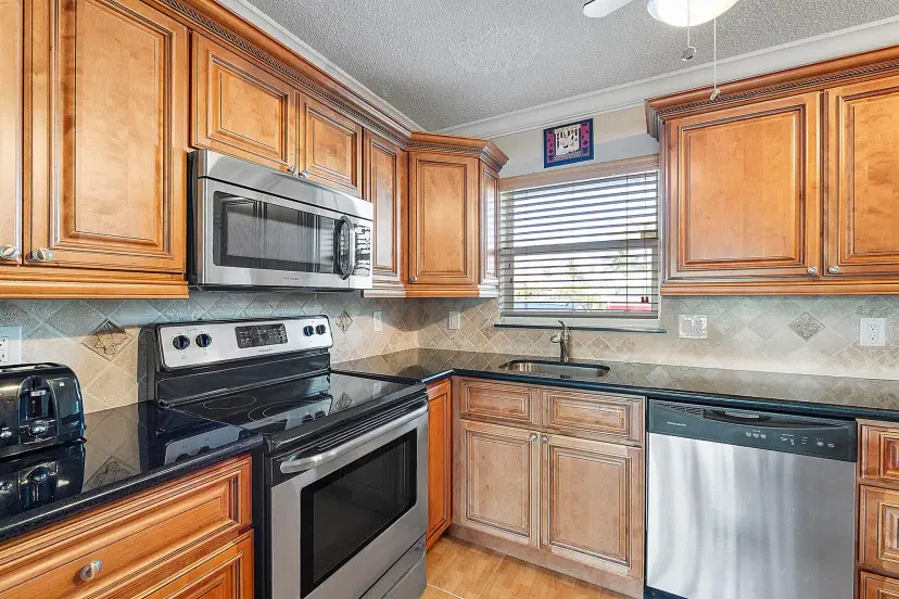 Picture of 1511 SE 15Th Court 102, Deerfield Beach FL 33441