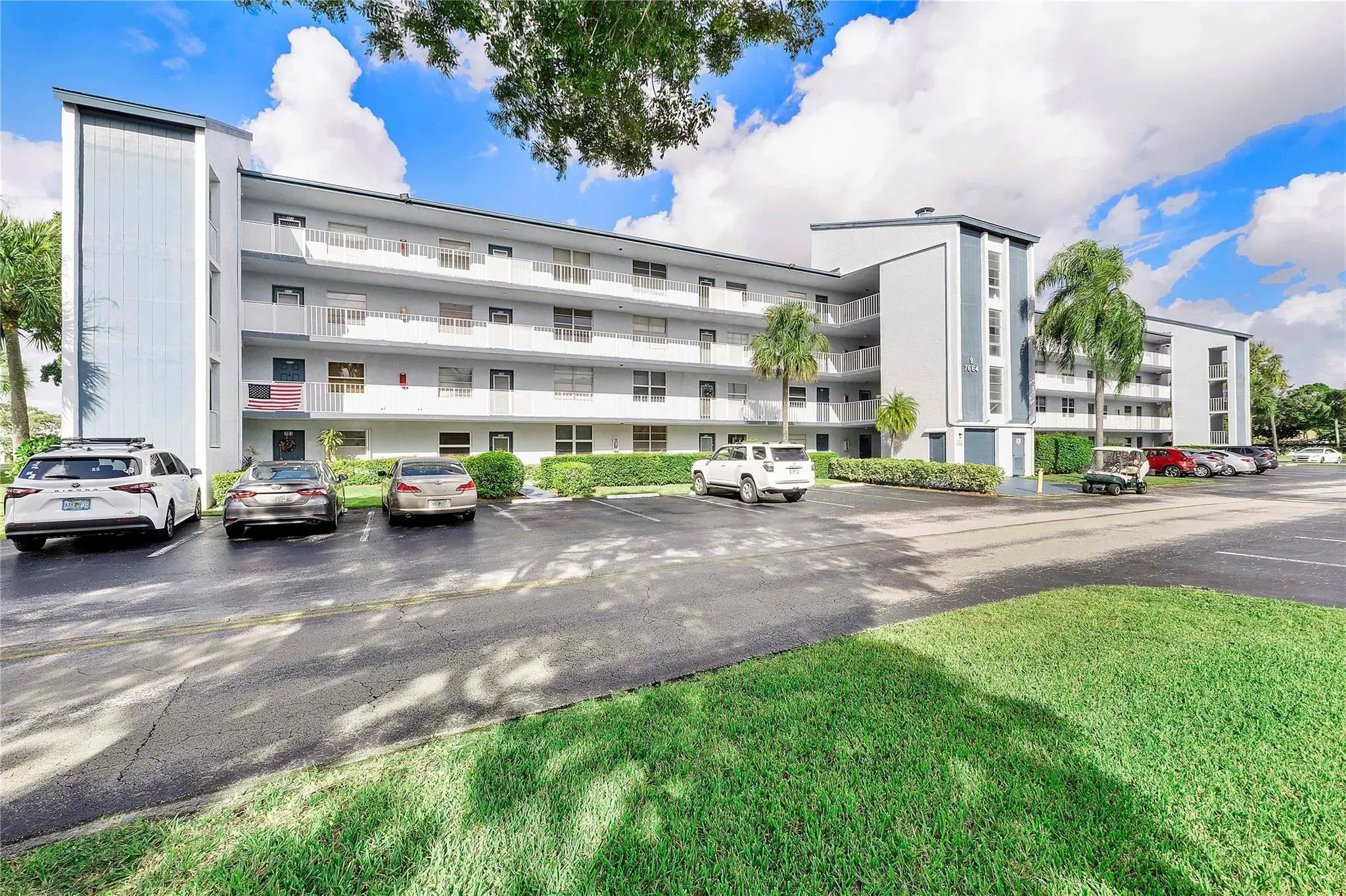 Picture of 7664 NW 18Th St 302, Margate, FL 33063
