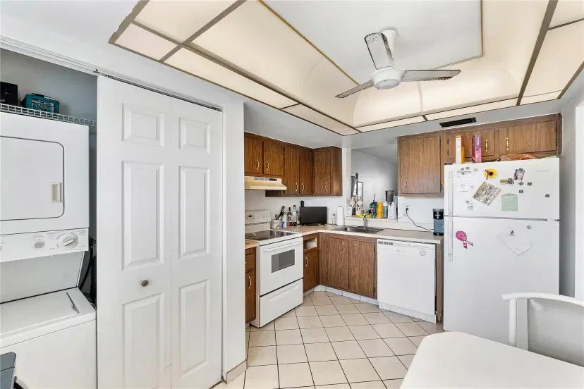 Picture of 7664 NW 18Th St 302, Margate FL 33063