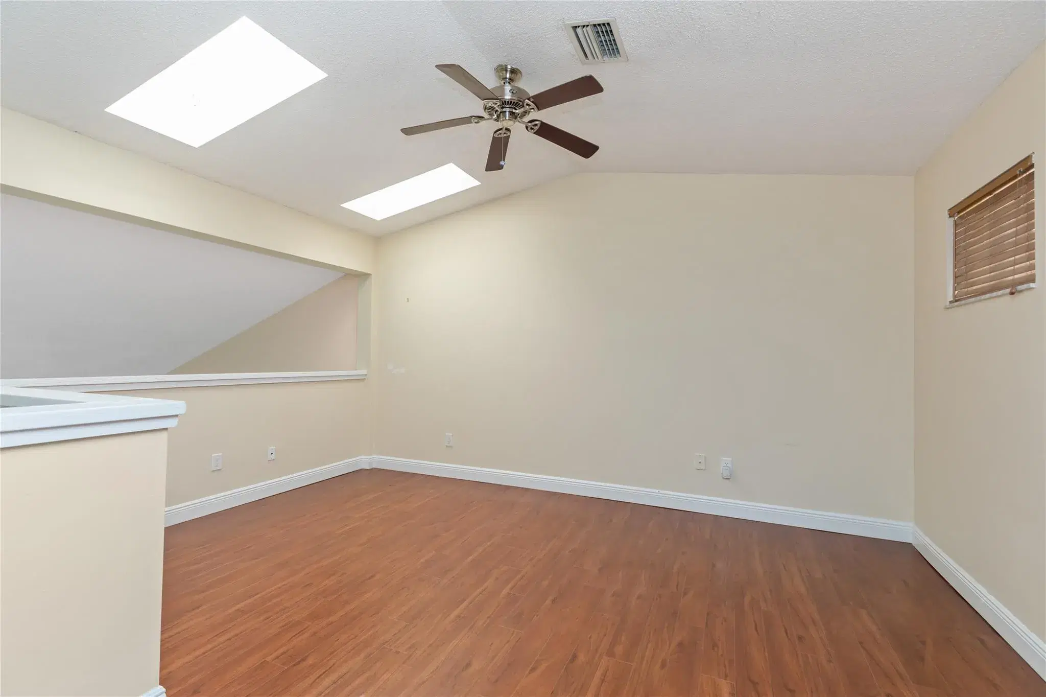Picture of 4143 S Pine Island Rd 4143, Davie, FL 33328
