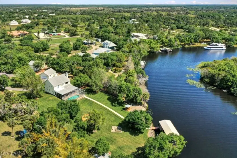 Picture of 17150 Scout Camp Rd, Alva FL 33920
