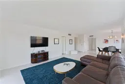 Picture of 6100 S Falls Circle Dr 414, Lauderhill, FL 33319