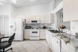 Picture of 5952 Regal Glen Drive 207, Boynton Beach, FL 33437