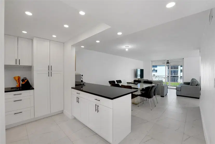 Picture of 8911 S Hollybrook Blvd 201, Pembroke Pines FL 33025