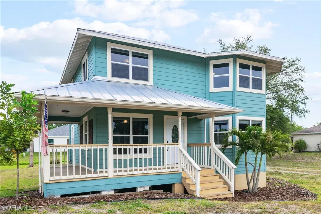 Picture of 6070 Lacota Ave, Fort Myers, FL 33905