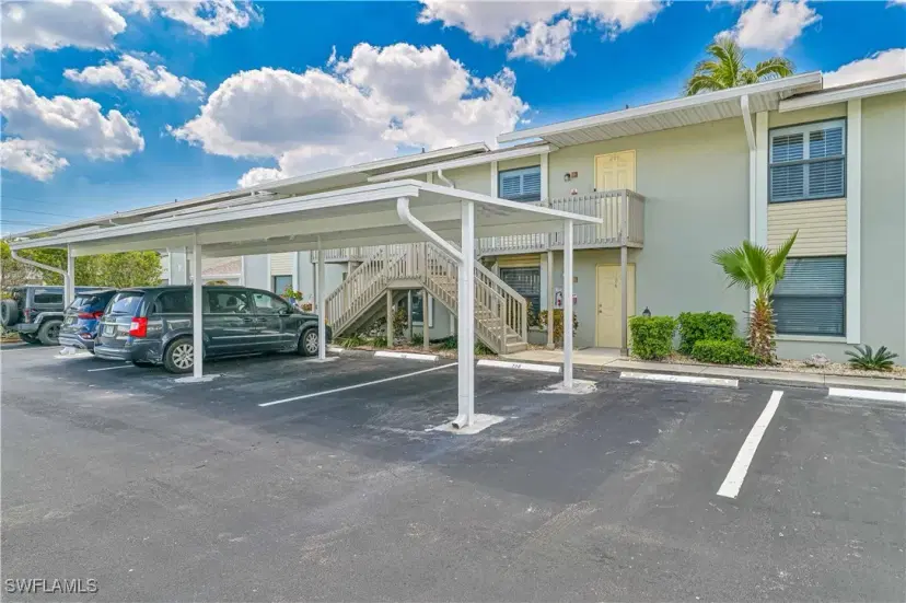 Picture of 4708 SW 8Th Pl 106, Cape Coral FL 33914