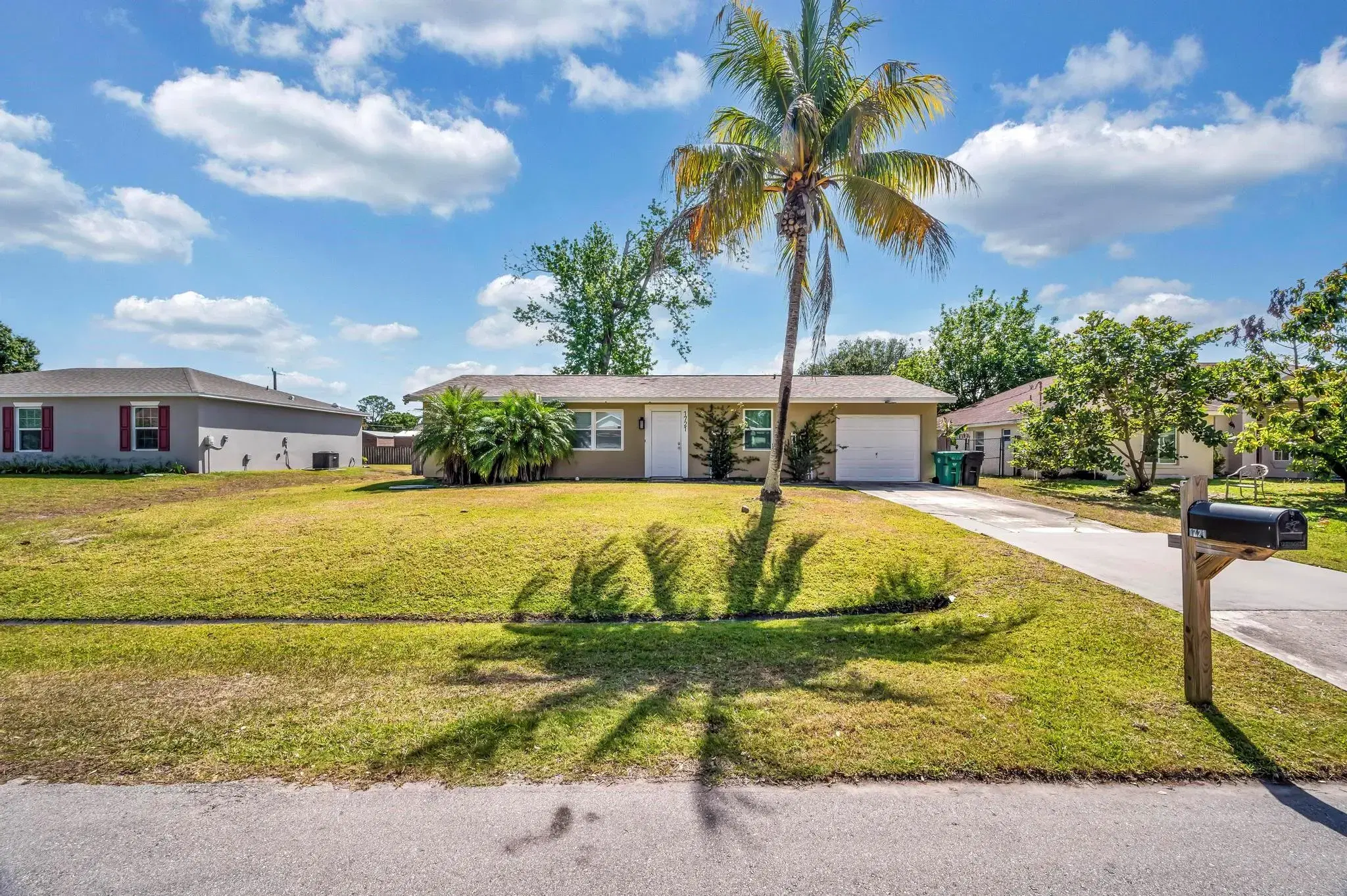 Picture of 1721 SW Angelo St, Port St Lucie, FL 34953