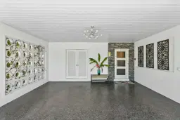 Picture of 903 SW 27Th Terrace, Boynton Beach, FL 33435