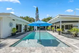 Picture of 903 SW 27Th Terrace, Boynton Beach, FL 33435