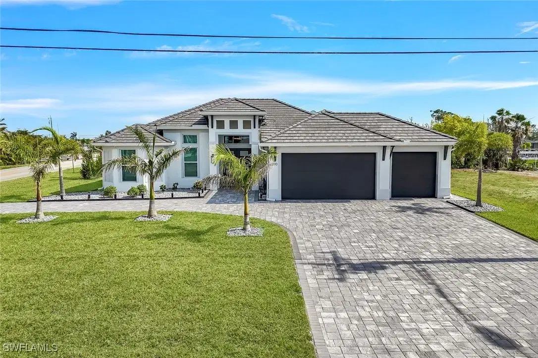 Picture of 2590 Surfside Blvd, Cape Coral, FL 33914