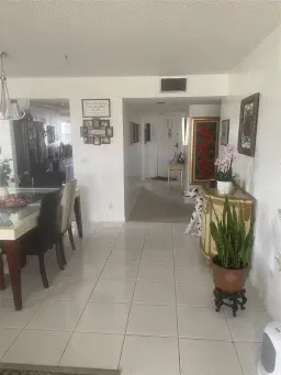 Picture of 800 SW 125Th Way 112 O, Hollywood, FL 33027