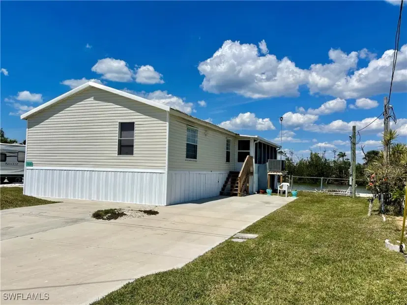 Picture of 3888 Royal Palm Dr, St. James City FL 33956