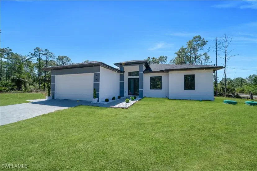 Picture of 315 Stonybrook Ave, Lehigh Acres FL 33972