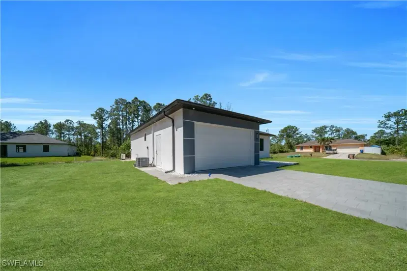 Picture of 315 Stonybrook Ave, Lehigh Acres FL 33972