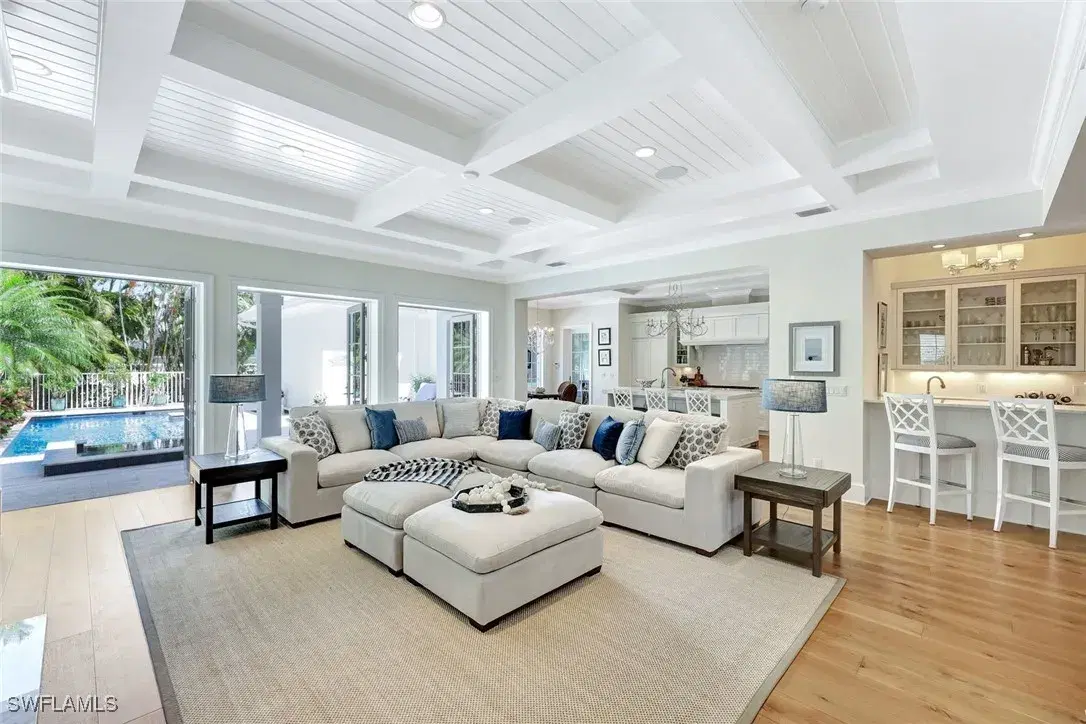 Picture of 455 13Th Ave S, Naples, FL 34102
