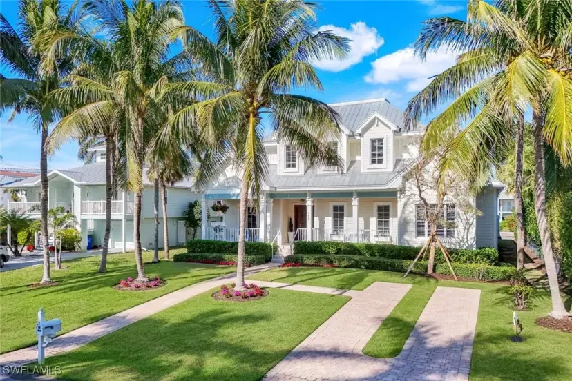 Picture of 455 13Th Ave S, Naples FL 34102