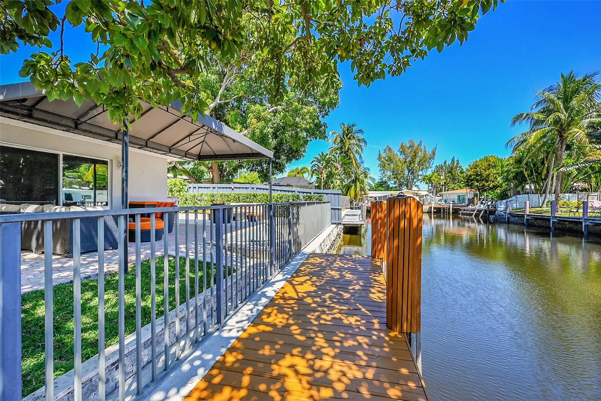 Picture of 3044 NE 15Th Terrace, Oakland Park, FL 33334