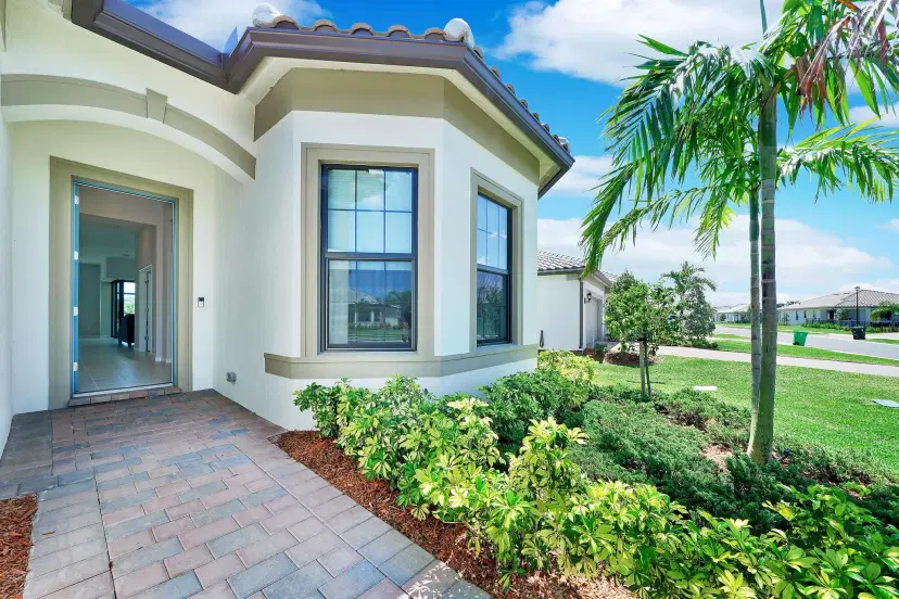 Picture of 357 SE Filoli Drive, Port St Lucie FL 34984