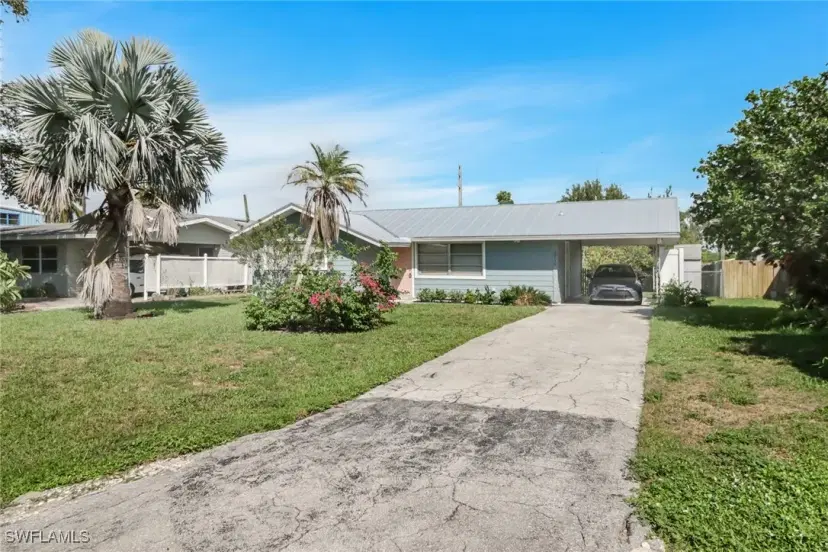 Picture of 3910 14Th St N, Naples FL 34103