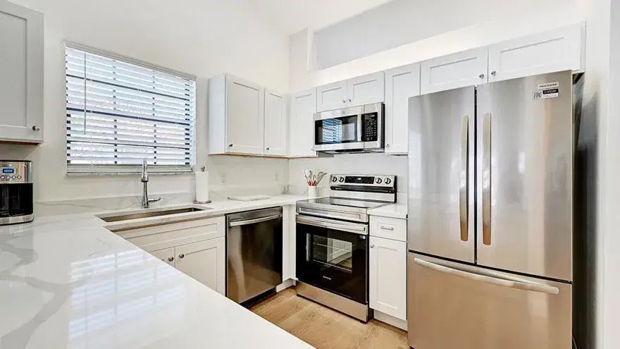Picture of 810 Congressional Way 810, Deerfield Beach, FL 33442