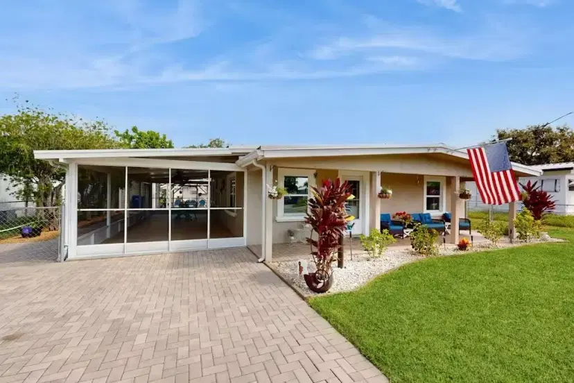 Picture of 1553 Chobee Street, Okeechobee FL 34974