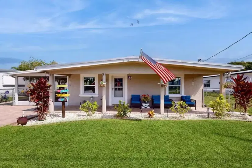 Picture of 1553 Chobee Street, Okeechobee FL 34974