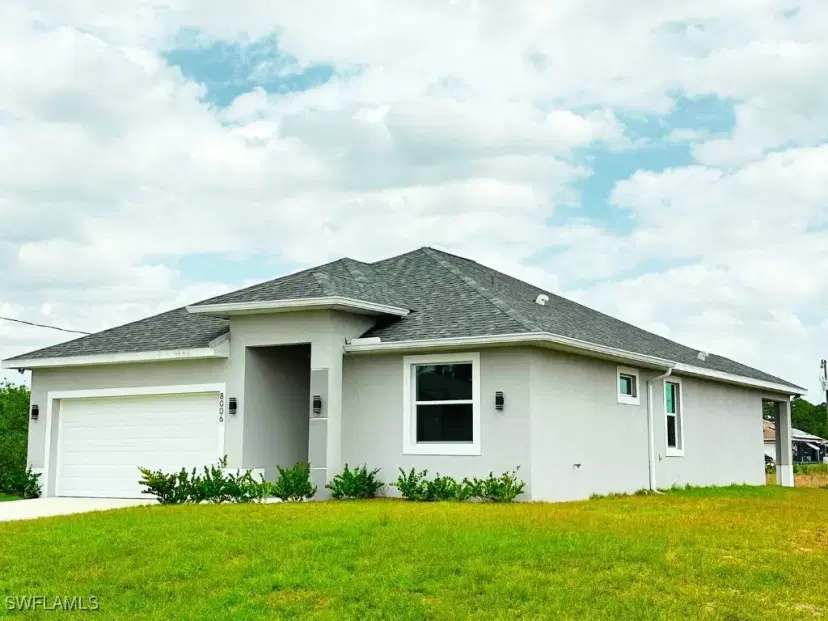 Picture of 8006 Buttercup Cir, Labelle FL 33935