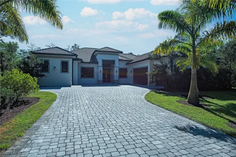Picture of 260 23Rd St Nw, Naples FL 34120