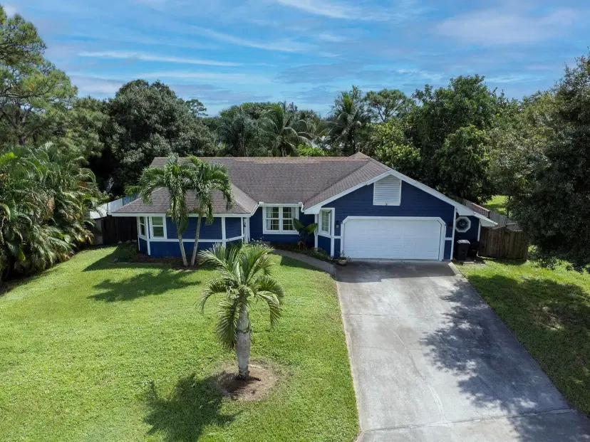 Picture of 446 SE Cardinal Trail, Stuart FL 34997