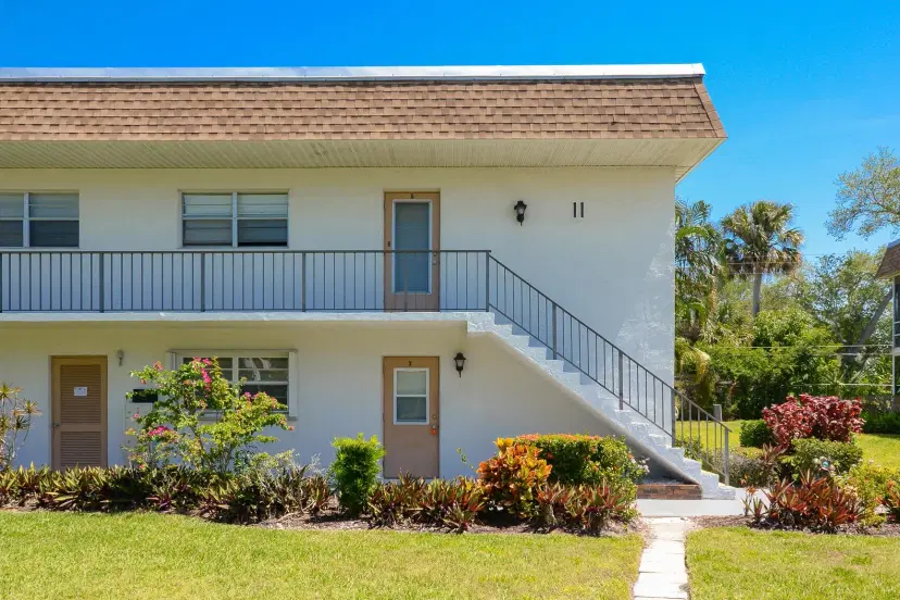 Picture of 2950 SE Ocean Boulevard 11-3, Stuart FL 34996