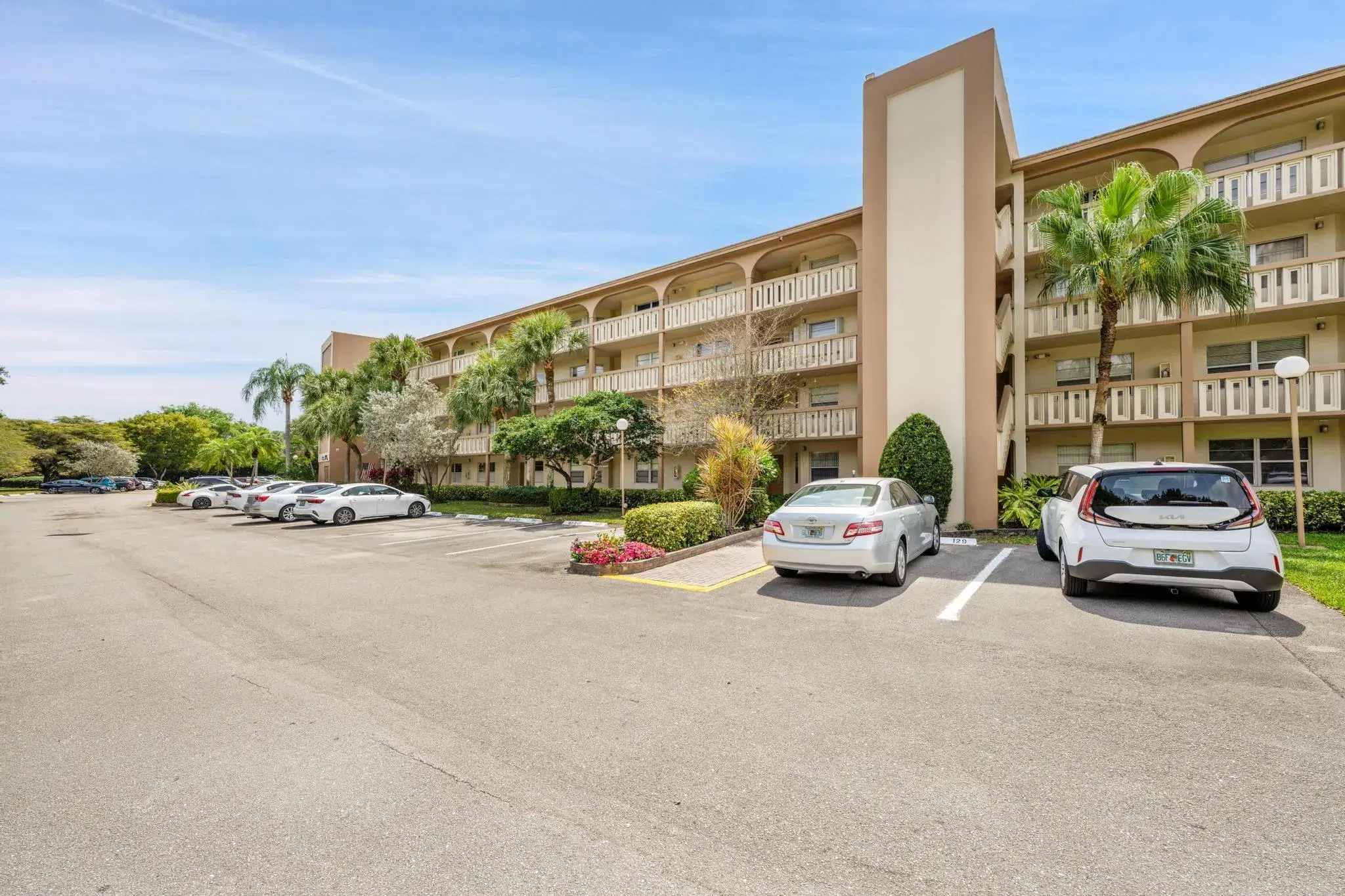 Picture of 1605 Abaco Dr J2, Coconut Creek, FL 33066