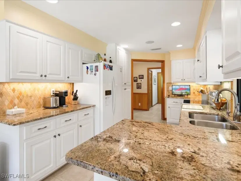 Picture of 5312 Palmetto Woods Dr, Naples FL 34119