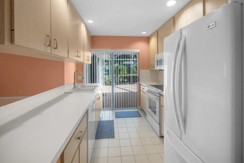 Picture of 6702 Geminata Oak Court, Palm Beach Gardens FL 33410