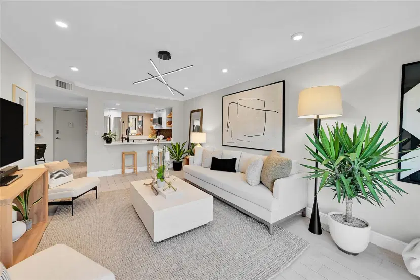 Picture of 3004 NE 5Th Ter 102-C, Wilton Manors FL 33334