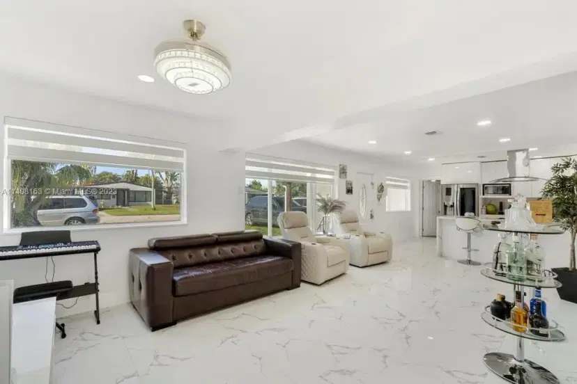 Picture of 6841 Atlanta Street, Hollywood FL 33024