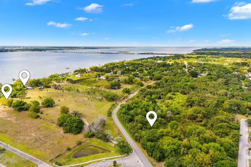 Picture of 1605 N Tropical Trail, Merritt Island FL 32953