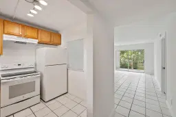 Picture of 1638 Embassy Drive 306, West Palm Beach, FL 33401