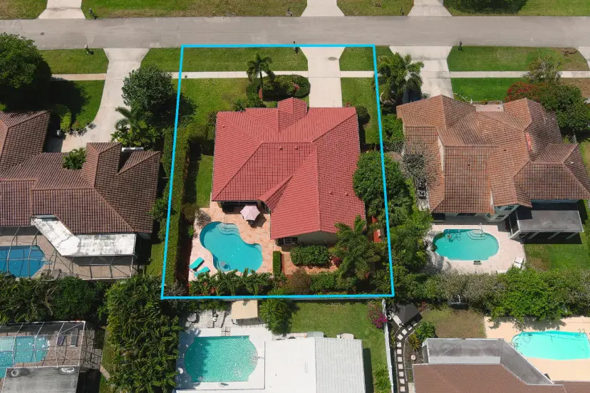 Picture of 1895 Lynton Circle, Wellington FL 33414