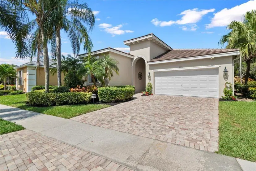 Picture of 4231 Imperial Isle Drive, Lake Worth FL 33449
