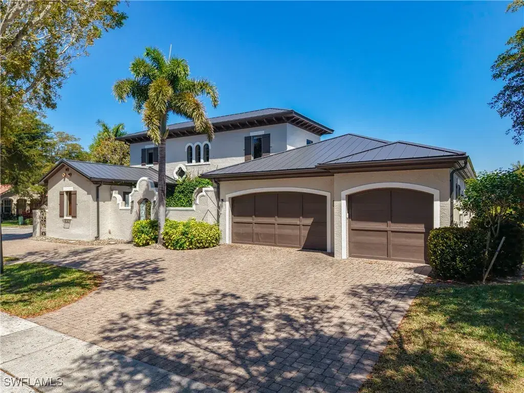 Picture of 1691 Mcgregor Reserve Dr, Fort Myers, FL 33901