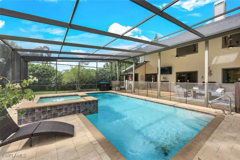 Picture of 15641 S Pebble Ln, Fort Myers FL 33912