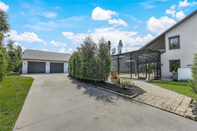 Picture of 15641 S Pebble Ln, Fort Myers FL 33912