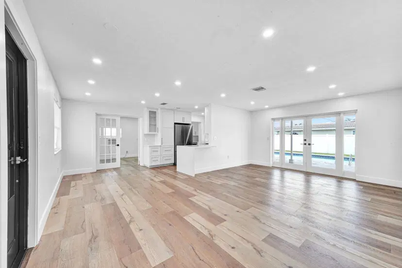 Picture of 8101 NW 12Th St, Pembroke Pines FL 33024