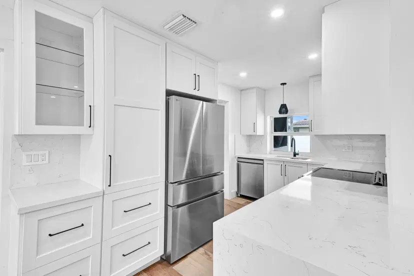 Picture of 8101 NW 12Th St, Pembroke Pines FL 33024