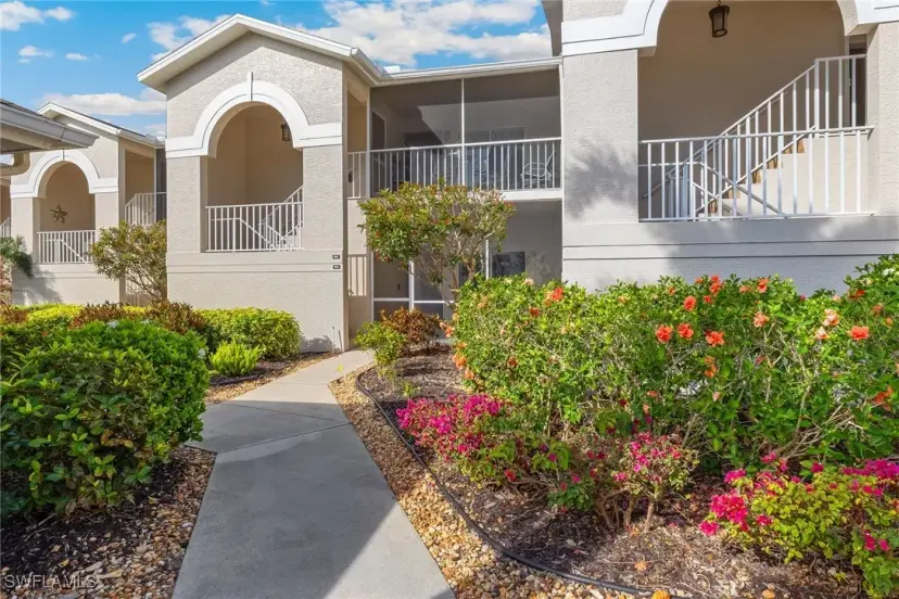 Picture of 14520 Hickory Hill Ct 823, Fort Myers FL 33912