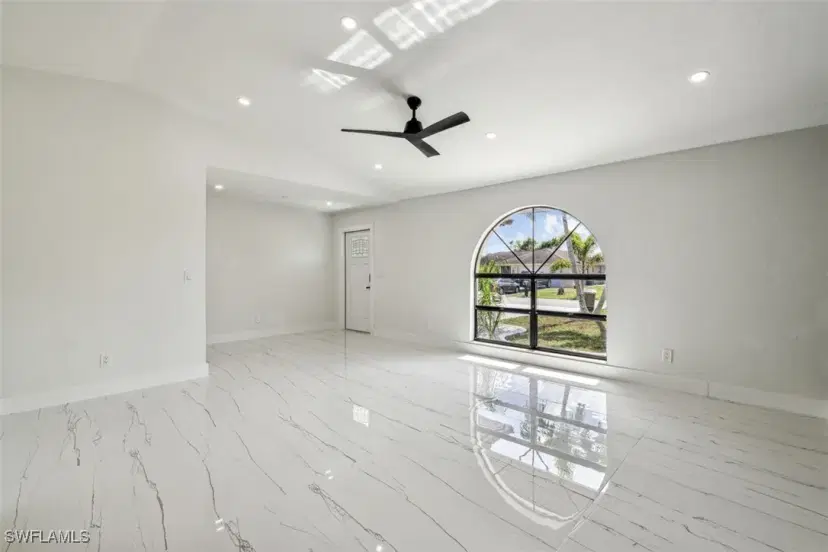 Picture of 1419 SE 22Nd St, Cape Coral FL 33990