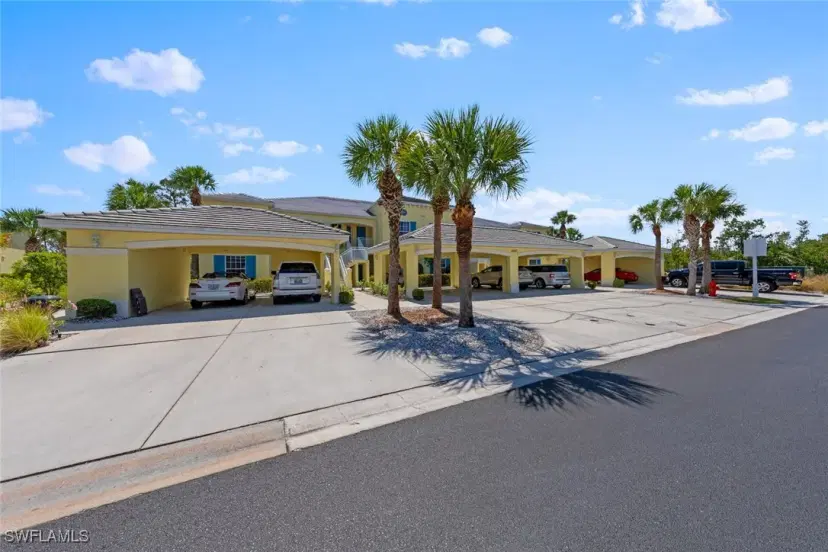 Picture of 14543 Abaco Lakes Dr 103, Fort Myers FL 33908