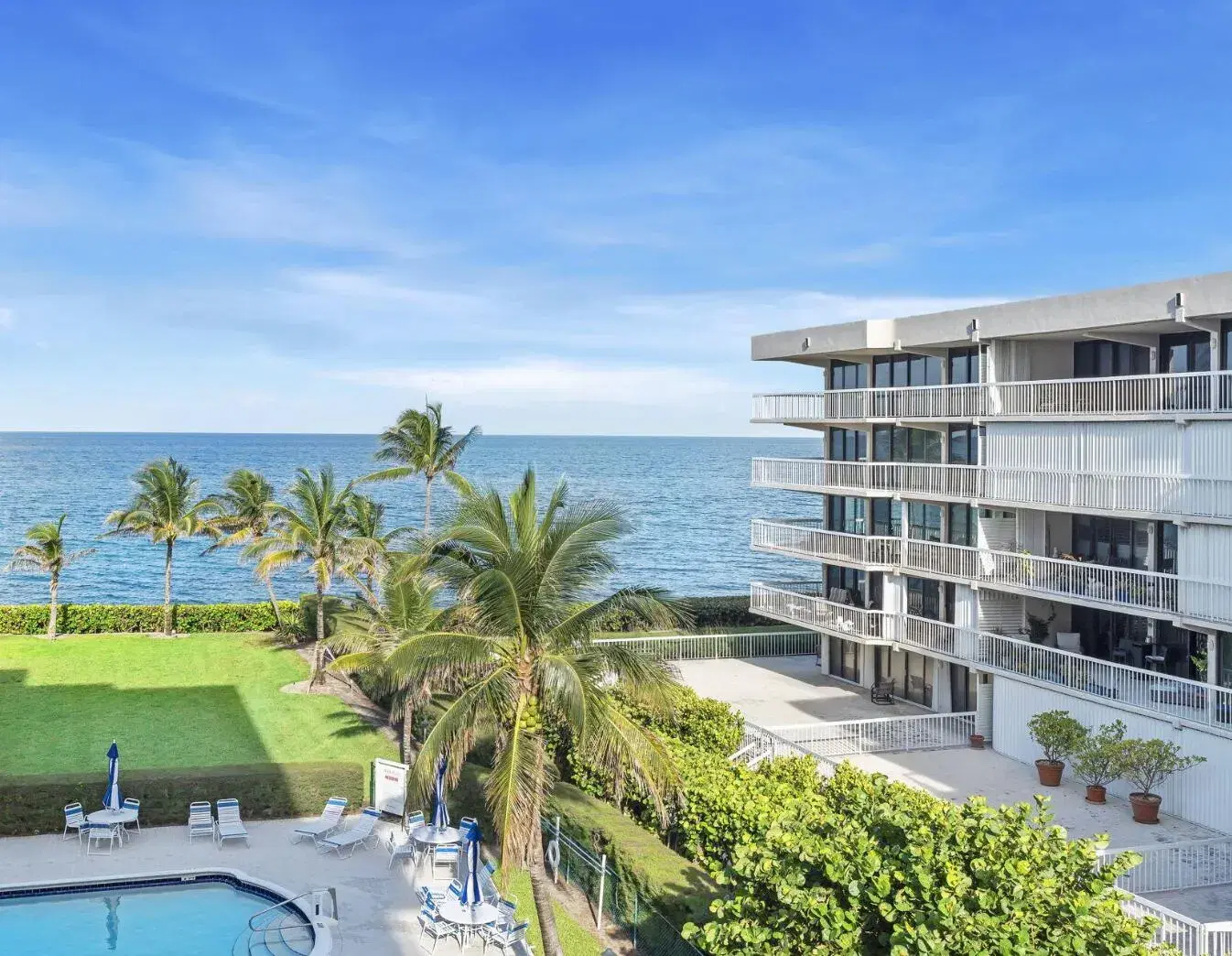 Picture of 3230 S Ocean Boulevard E410, Palm Beach, FL 33480
